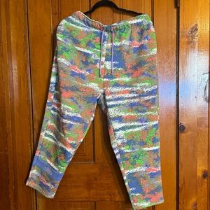 New with tags women’s Nike multicolored joggers/sweats.